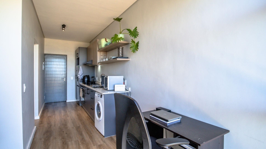 1 Bedroom Property for Sale in Thornton Western Cape